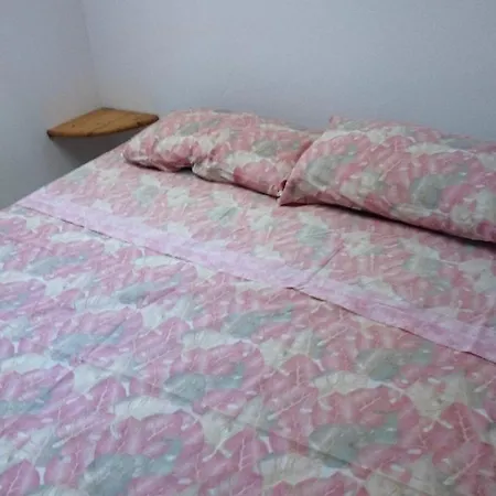 Casa Vacanze Cettina Home 3 Mt 50 Dal Mare Terra Mala Exterior foto